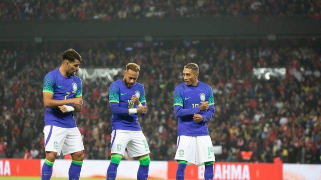 1664321153528092039.jpg 52389150954-eeb69b21c6-5k.jpg